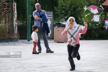 Kite-flying campaign in Tehran in support of Palestinians