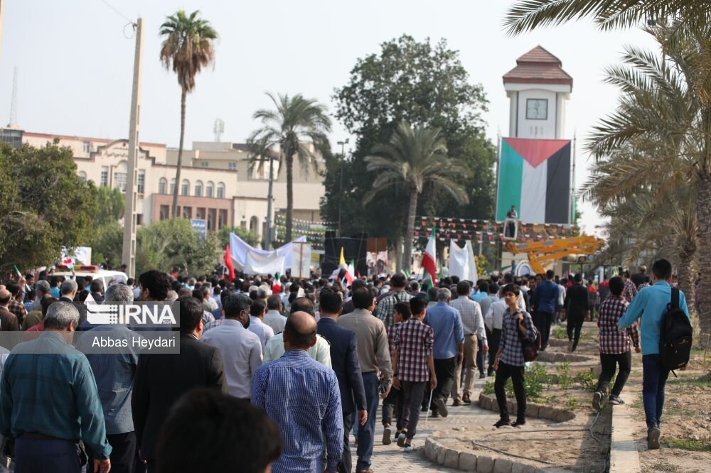 فیلم | راهپیمایی سیزده آبان در بوشهر