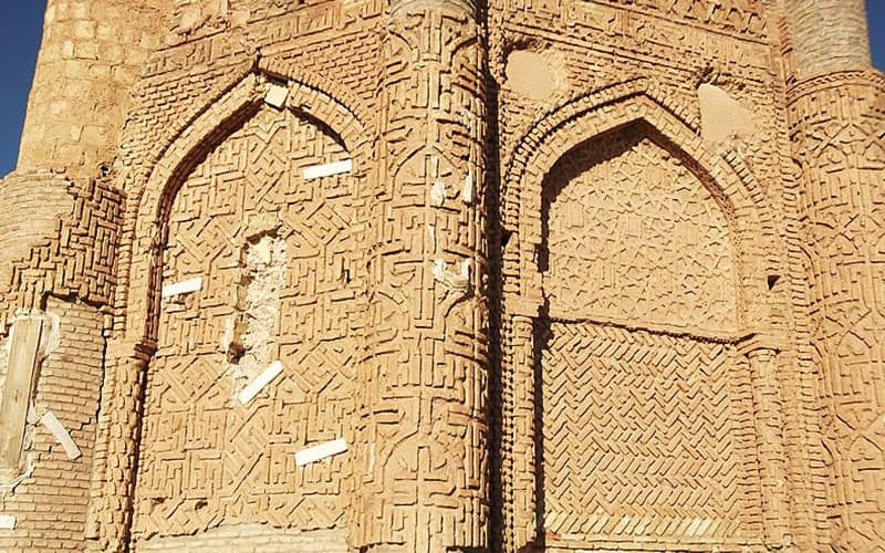 برجهای خرقان قزوین؛ شاهکار معماری سلجوقی 2 برجهای خرقان قزوین؛ شاهکار معماری سلجوقی
