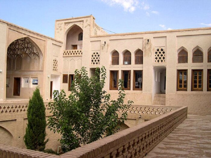 نائین شهر هزاره‌های تاریخی
