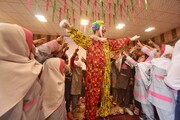 فیلم | اجرای گروه عروسک گردانی به مناسبت روز دانش آموز در مدارس سیستان