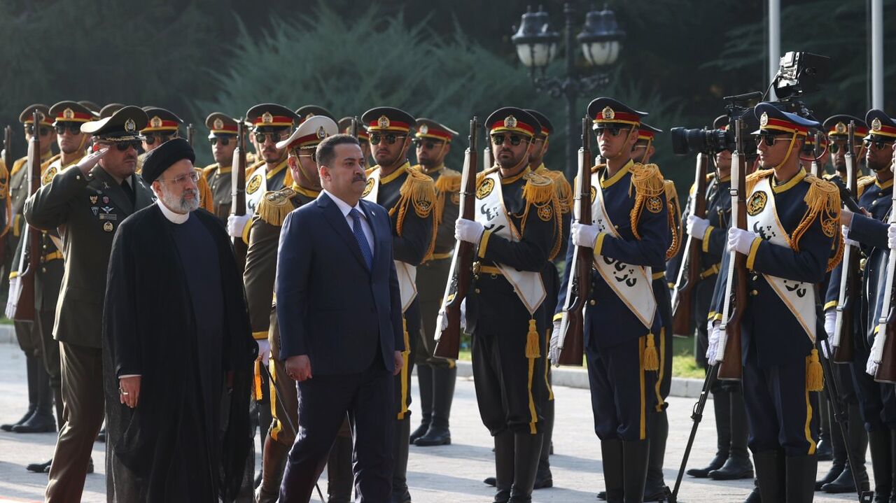 Le Premier ministre de l'Irak officiellement accueilli par le président Raïssi