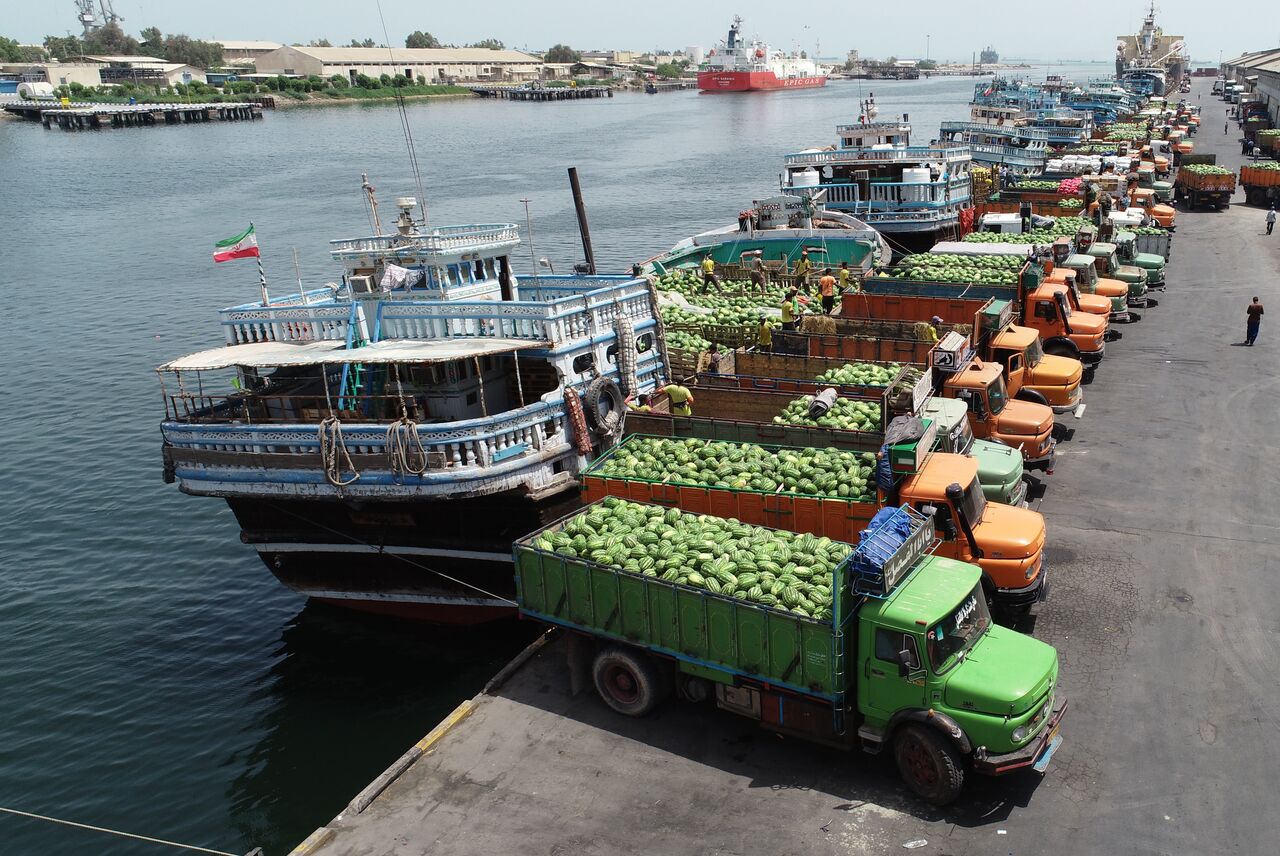 صادرات کالاهای غیرنفتی از بنادر شرق هرمزگان به ۹ هزار تُن رسید