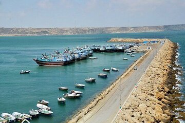 نخستین محموله تجاری از بازارچه مرزی آبی پسابندر وارد ایران شد
