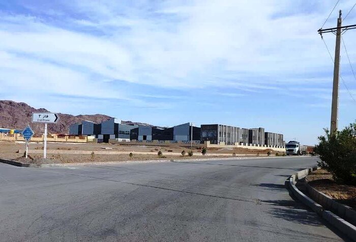 کش و قوس اشتغال در شهرک صنعتی محمود آباد قم