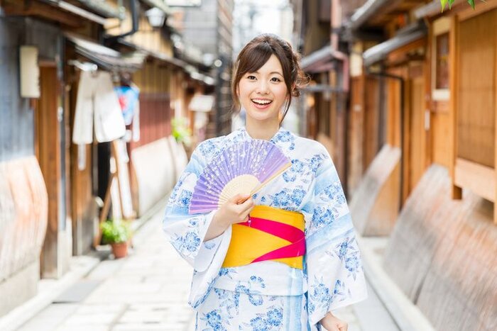 «کیمونو» پوشاک سنتی و زیباترین گنجینه ملی ژاپنیها