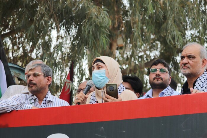 فلسطین کی حمایت میں پاکستانی ڈاکٹروں اور نرسوں کا مارچ