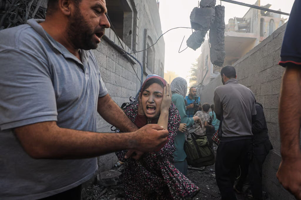 تداوم بمباران غزه؛ مردم هیچ‌جا در امان نیستند + فیلم