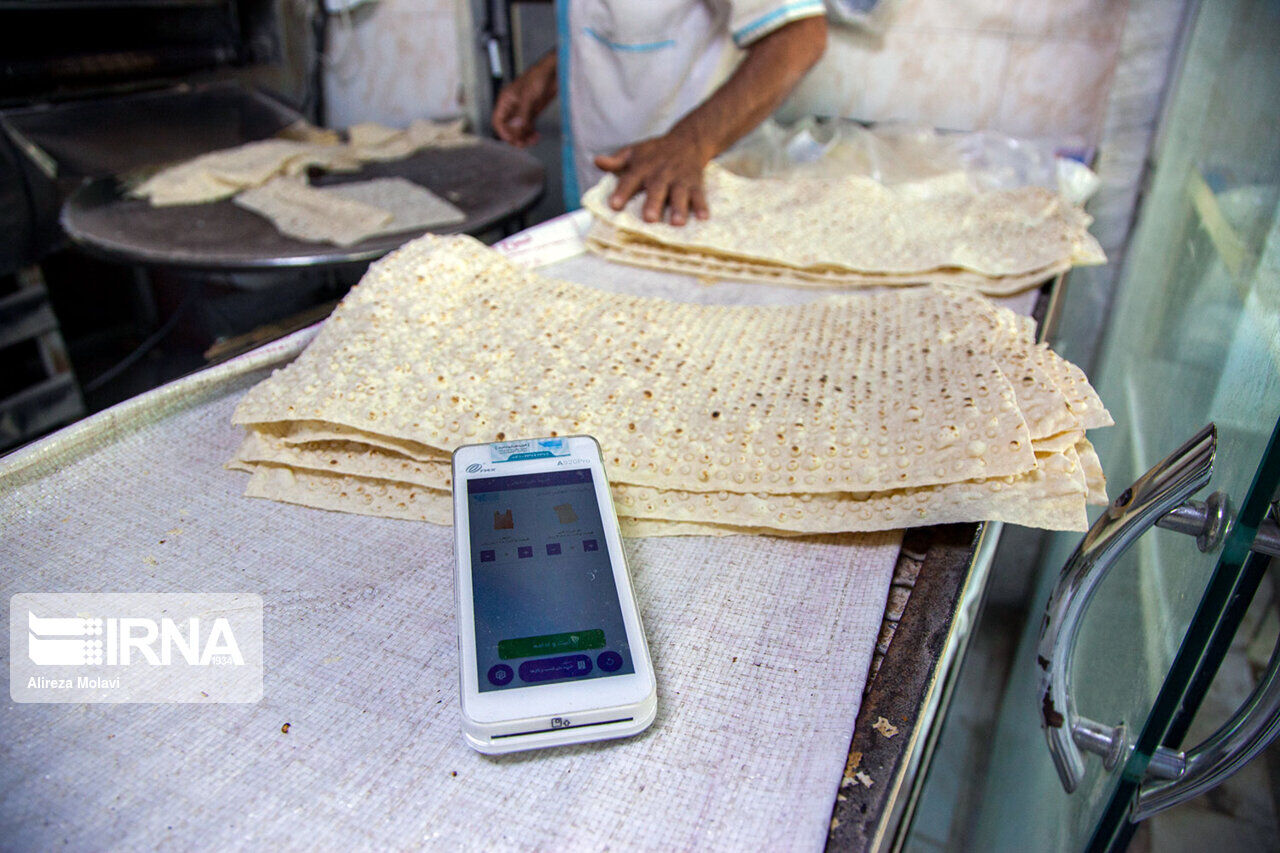 فروش هوشمند نان سدی محکم در برابر قاچاق آرد است فروش هوشمند نان سدی محکم در برابر قاچاق آرد است