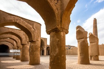 Mosquée Tarikhaneh de Dāmghān