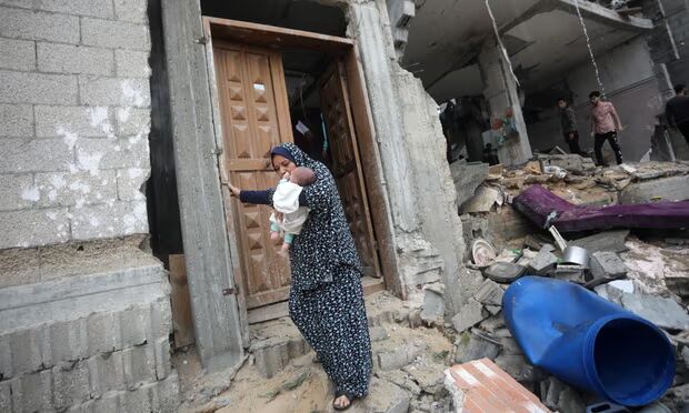 روایت گاردین از تراژدی مادران چشم انتظار فرزند در غزه