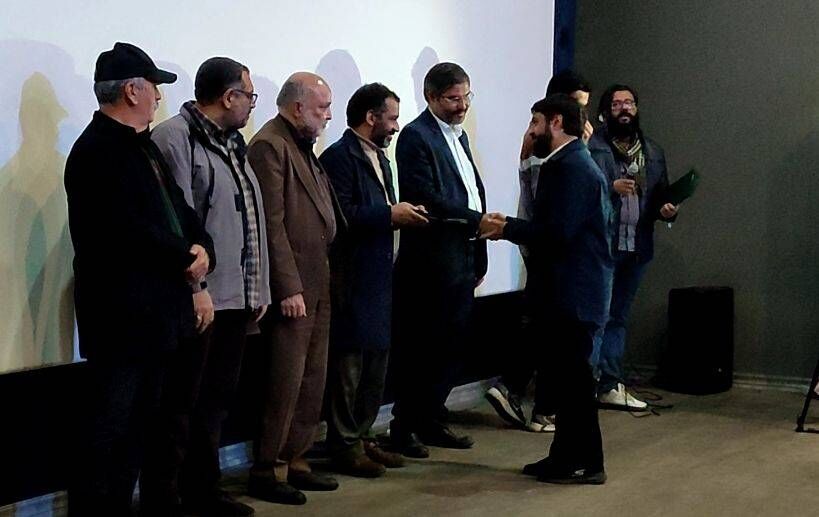 عوامل سازنده آثار برگزیده جشنواره فیلم کوتاه تهران در مشهد تجلیل شدند+ فیلم