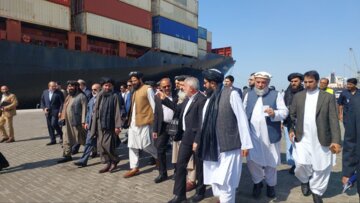 ملابرادر: توسعه روابط تجاری و اقتصادی با ایران اولویت افغانستان است