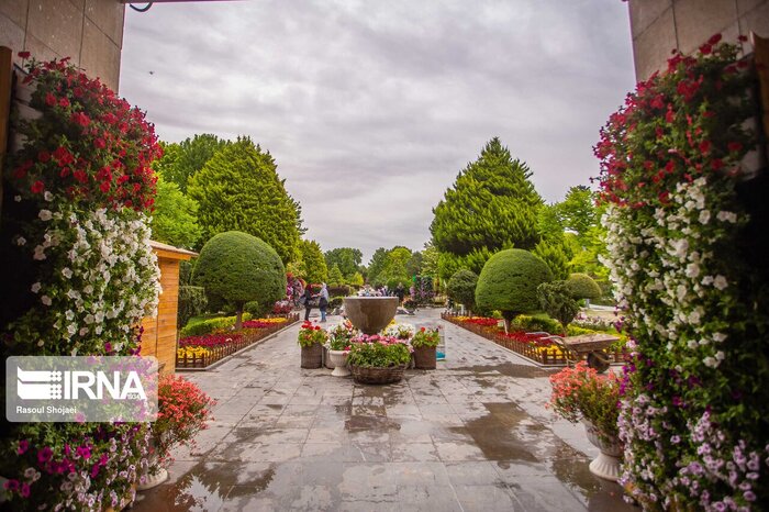 İsfahan Çiçek bahçesi