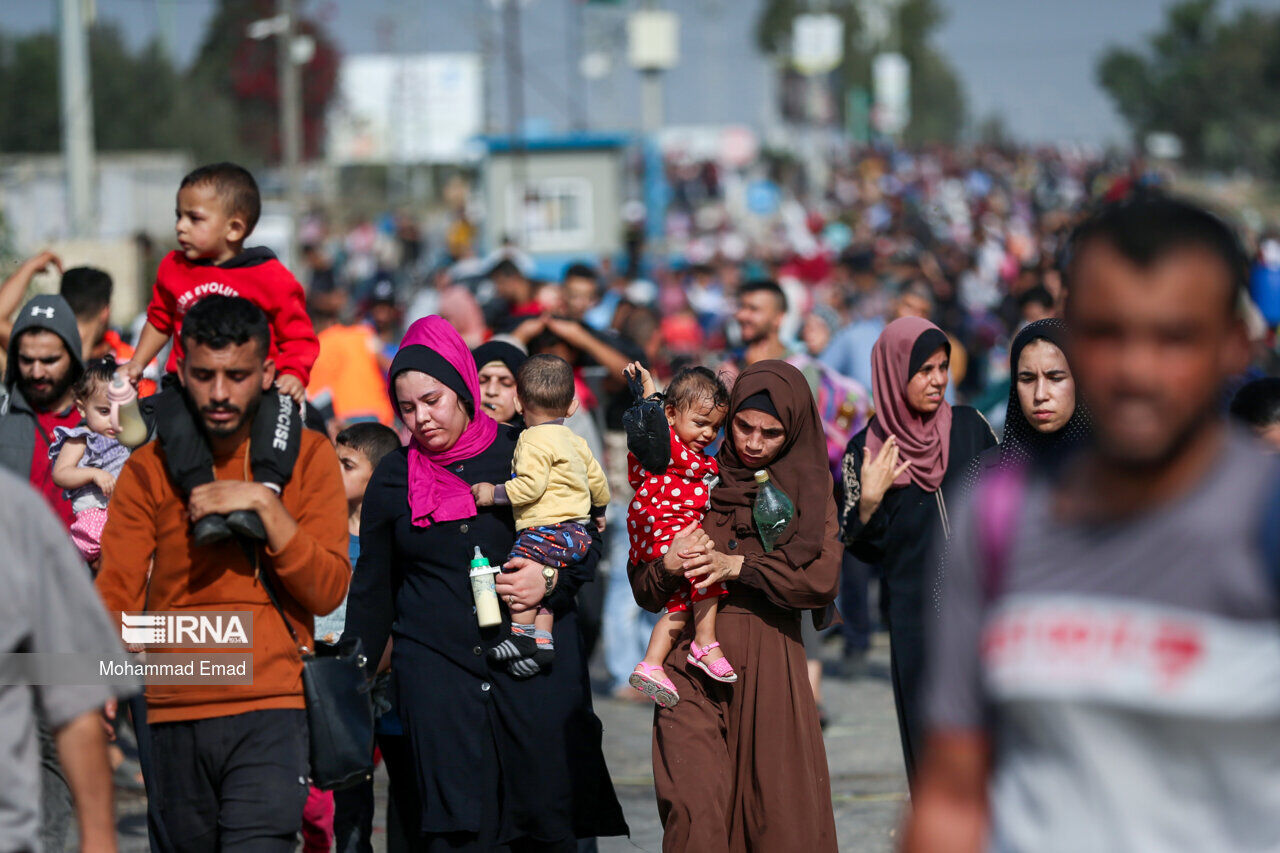 IRNA English - Displaced Palestinians In Gaza