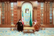 Raisi y Bin Salman se reúnen en Riad