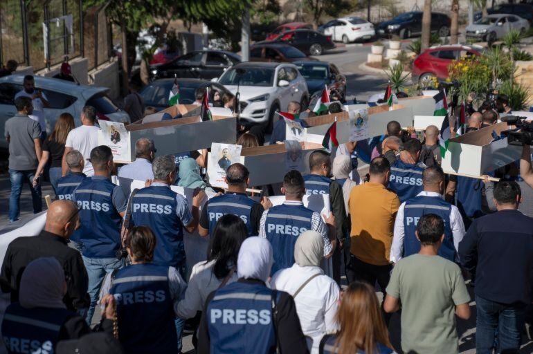 750 صحافيا ينتقدون تحيز الإعلام الغربي لاسرائيل في حرب غزة