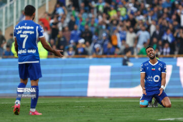 Esteghlal beats Tractor at PGPL