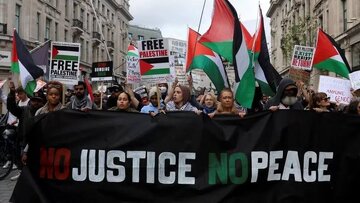 Londres : environ 300 000 personnes réunies en soutien à Gaza, plus de 100 arrestations