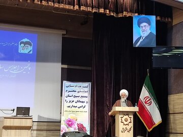 امام جمعه زنجان: شعار مرگ بر آمریکا جهانی شده است