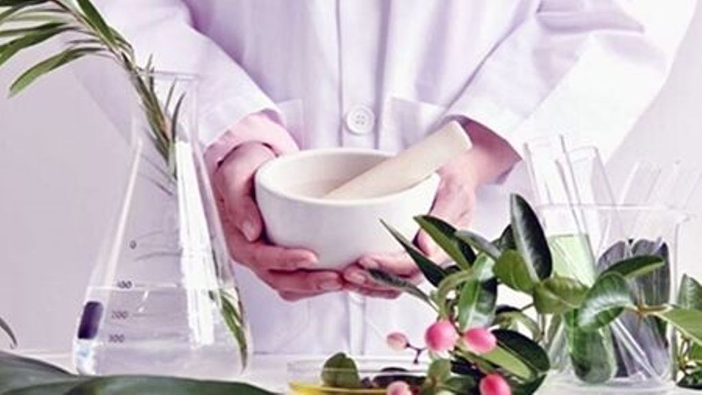 پژوهشگران مشهدی به اثربخشی چند گیاه دارویی بر کنترل قند خون دست یافتند پژوهشگران مشهدی به اثربخشی چند گیاه دارویی بر کنترل قند خون دست یافتند