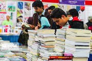 آمار مطالعه و کتابخوانی در  استان یزد مناسب نیست + فیلم