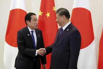 ژاپن: بدنبال ایجاد روابطی مثبت با چین هستیم