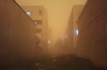 فیلم| توفان شدید گرد و خاک در گنبدکاووس
