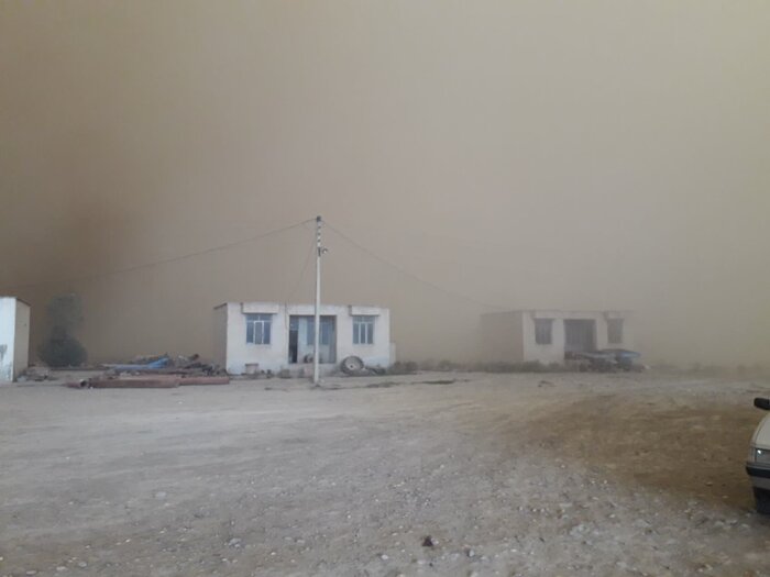 گرد و غبار شدید چرخشی استان گلستان را در برگرفت + فیلم و عکس