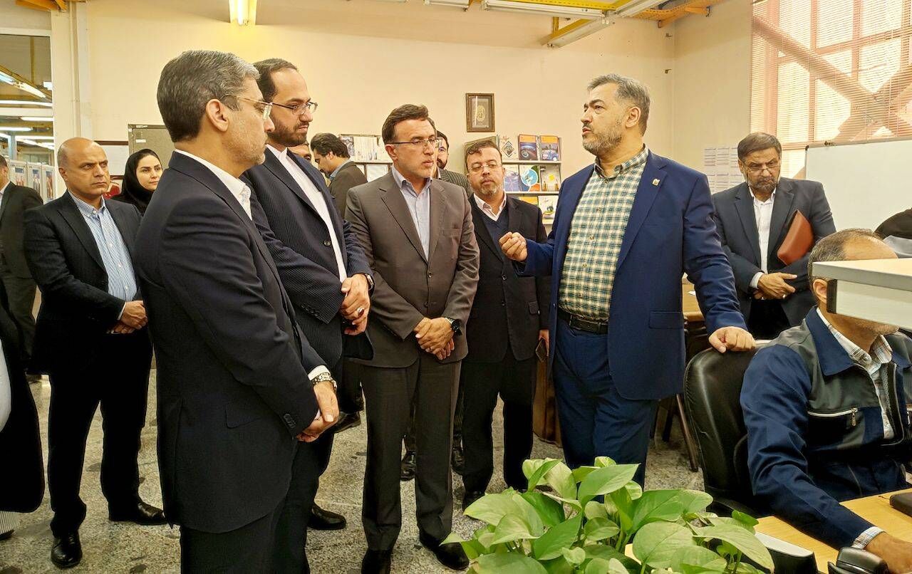 فیلم/ بازدید نماینده ویژه وزیر صنعت از ۲ واحد دانش بنیان ‌و صاحب نام در مشهد