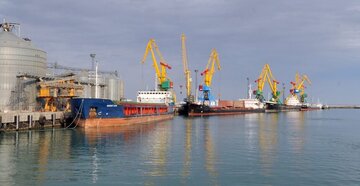 دریادار سیاری: اقتدار و امنیت دریایی عامل تحقق توسعه دریامحور است