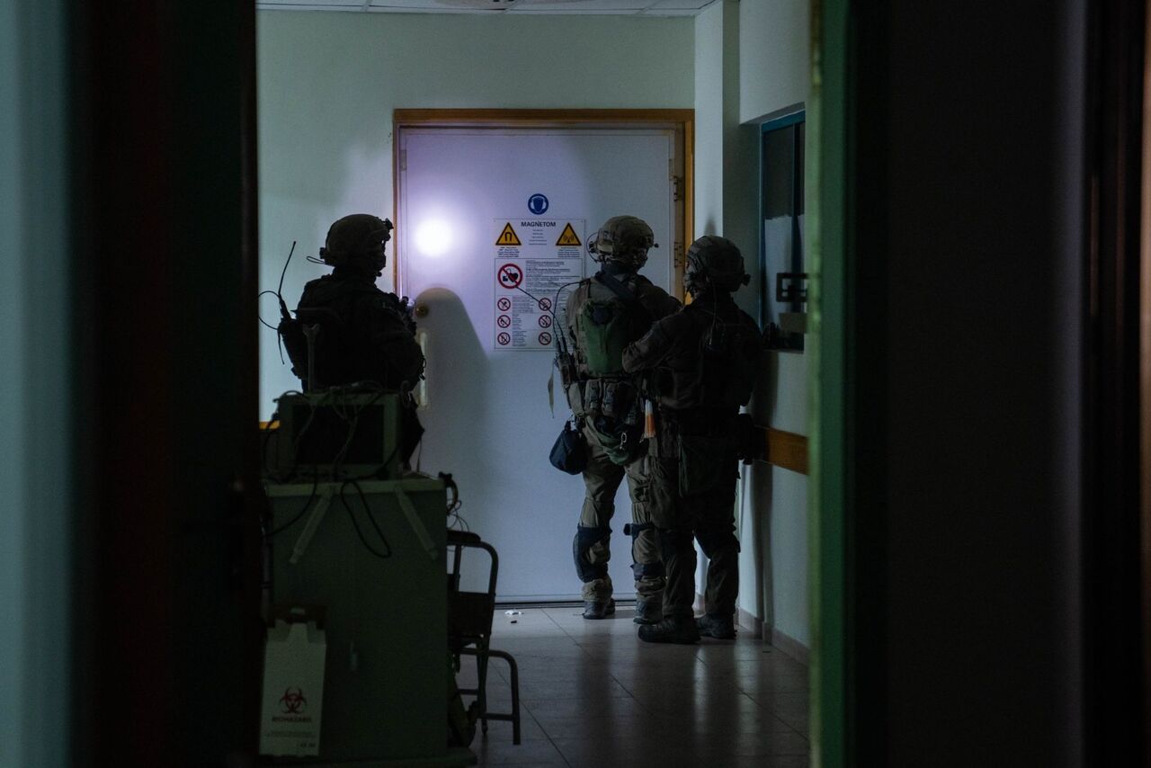 Israël a emprisonné 700 personnes, dont des blessés, à l'hôpital Al-Shifa