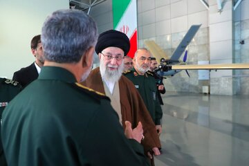 La visita del ayatolá Jameneí a los últimos logros de la Fuerza Aeroespacial del CGRI