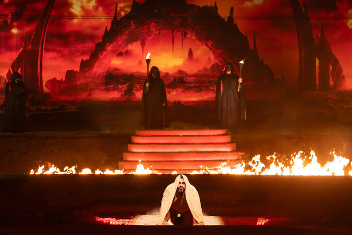 «بازگشت» تجربهای متفاوت در نمایش میدانی است