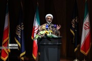 خسروپناه: با بهانه‌هایی مثل دوتابعیتی نباید خودمان را تحریم کنیم