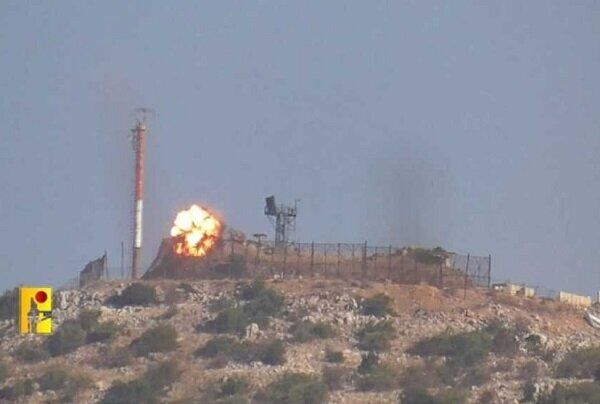 Les missiles Burkan du Hezbollah frappent un dépôt de l'armée israélienne