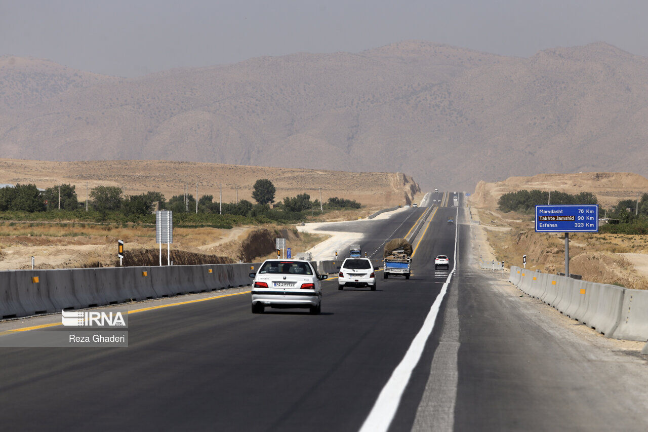 نبود نظارت تصویری در آزاد راه شیراز- اصفهان مدیریت سرعت را  با مشکل مواجه کرد