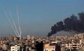 استشهاد 20 فلسطينيا جراء قصف الاحتلال الصهيوني في حي الزيتون جنوب غزة