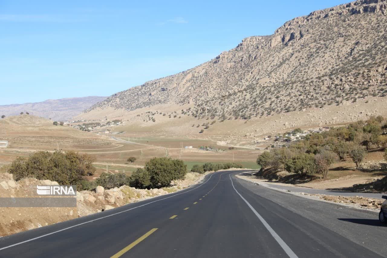 پنج پیچ خطرناک در جاده های استان ایلام حذف شد