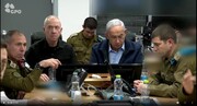 حال مستاصل  نتانیاهو و وزیر جنگش هنگام آزادی اسرای صهیونیست+فیلم