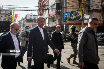 Iran FM attends Rawdat Al Shahidain Cemetery in beirut