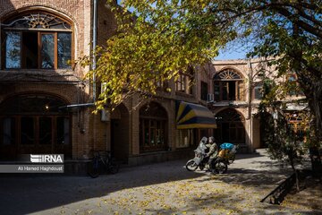 La beauté de Tabriz sublimée par les couleurs de l'automne