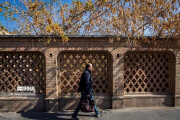 La beauté de Tabriz sublimée par les couleurs de l'automne