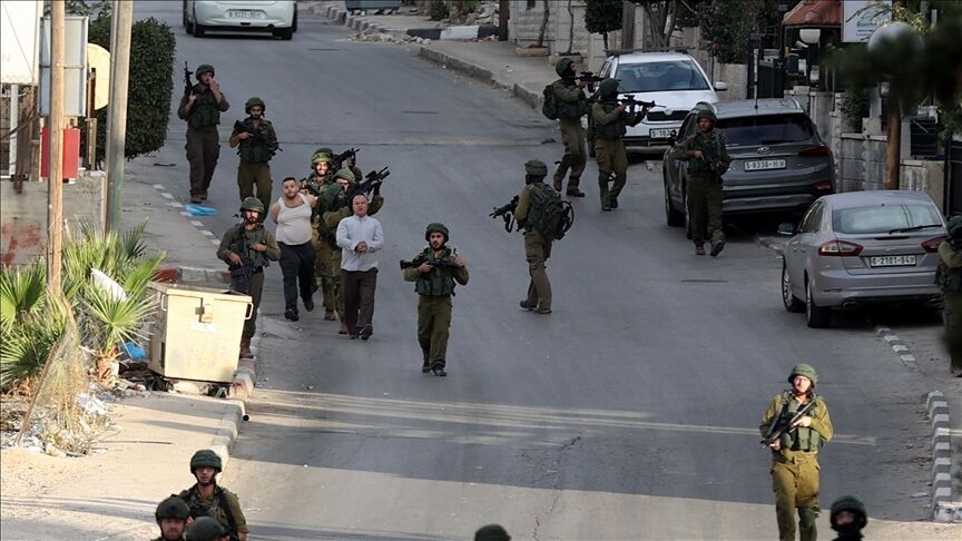  غرب اردن میں 10 ہزا 300 سے زائد فلسطینیوں کی گرفتاری