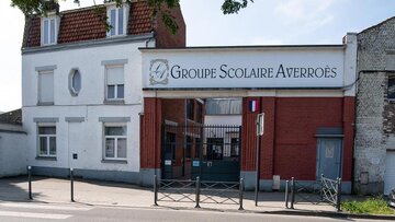 Islamophobie en France : Un lycée musulman sanctionné par le régime Macronie