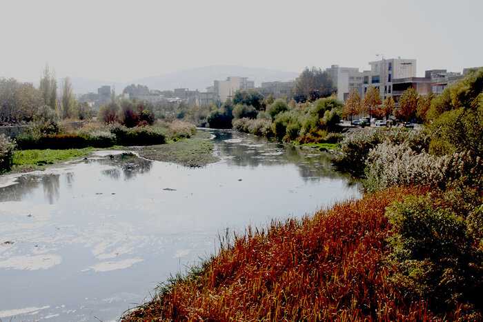 رودخانه مهاباد و سیمایی که شهروندان را آزار می‌دهد