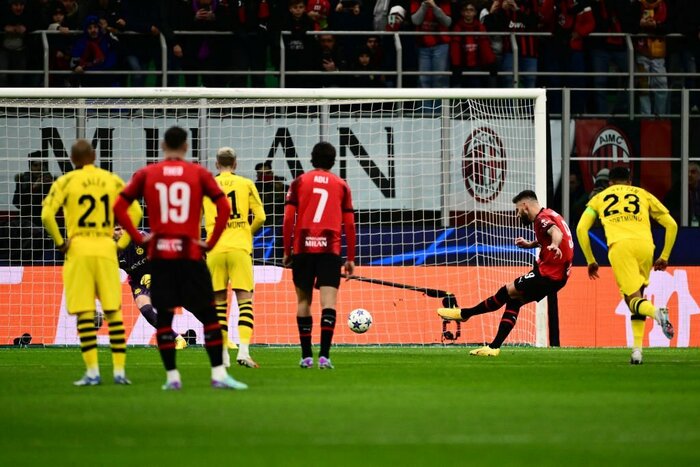 صعود زنبورها از گروه مرگ با فتح سنسیرو؛ کامبک سیتی و باخت یاران طارمی