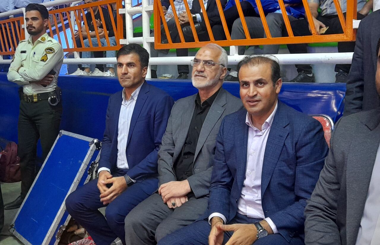 حضور استاندار خوزستان در فینال لیگ برتر کشتی در اهواز