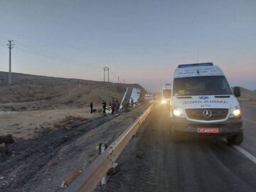 تصادف در محور ناهوک سراوان ۲۶ مجروح برجای گذاشت