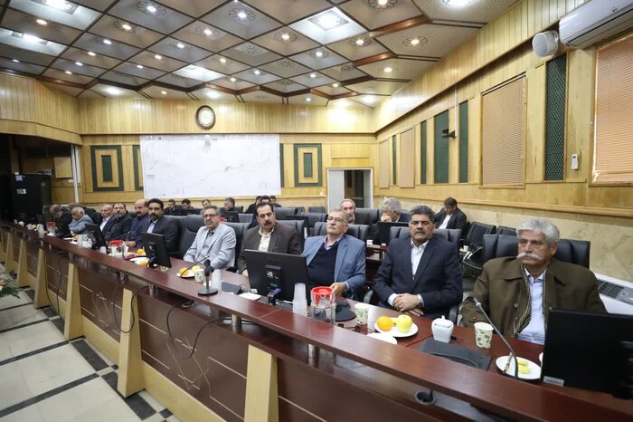 جمعی از بزرگان و معتمدان اهل حق کرمانشاه با استاندار دیدار کردند